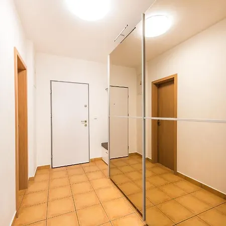 U Petra A Pavla V Centru Brna, 60m2 + Terasa 25m2 *